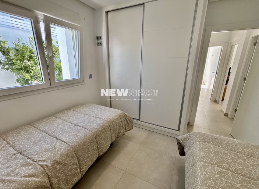 Neue Gebäude - Freistehend - Benijofar