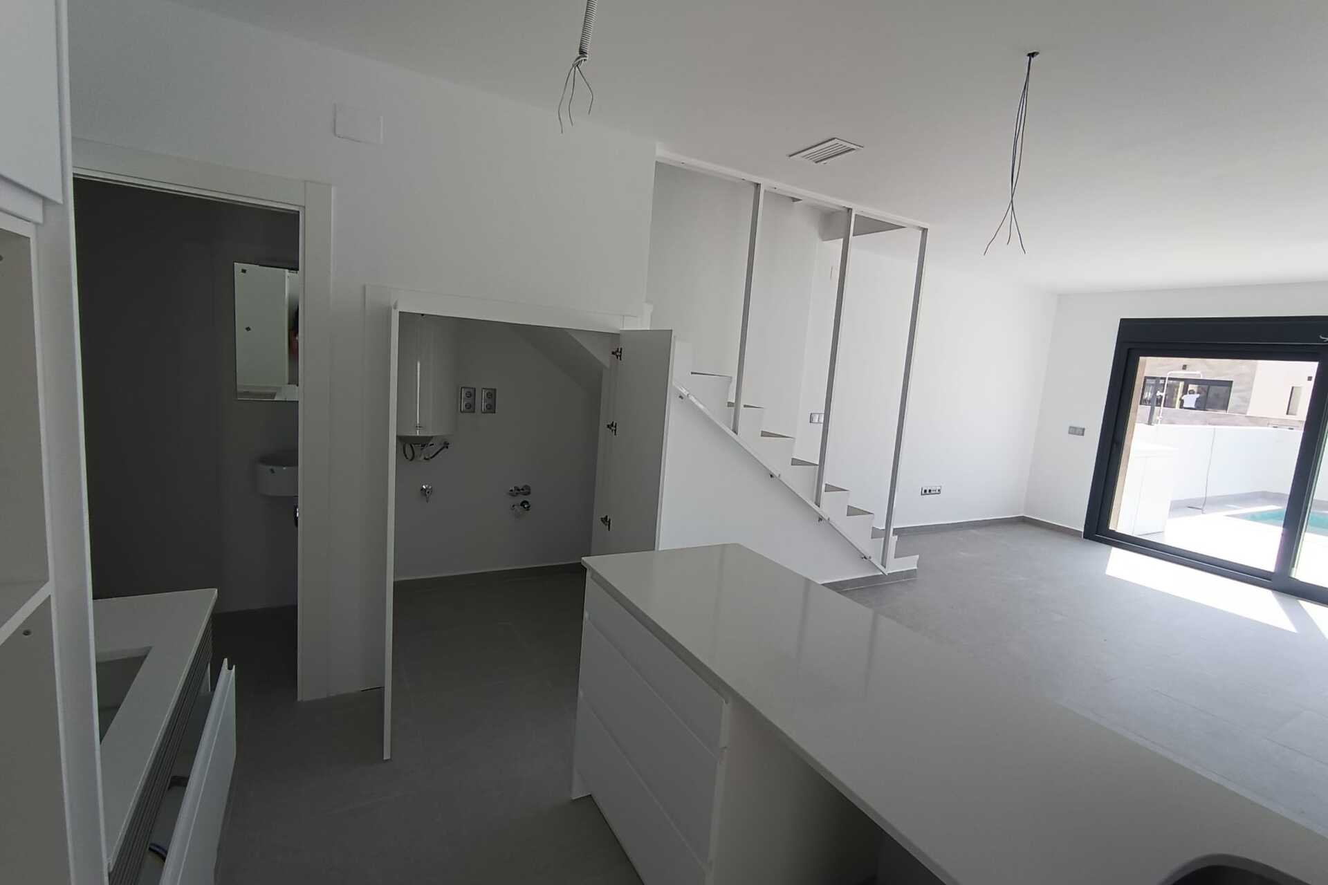 Neue Gebäude - Freistehend - Daya Nueva