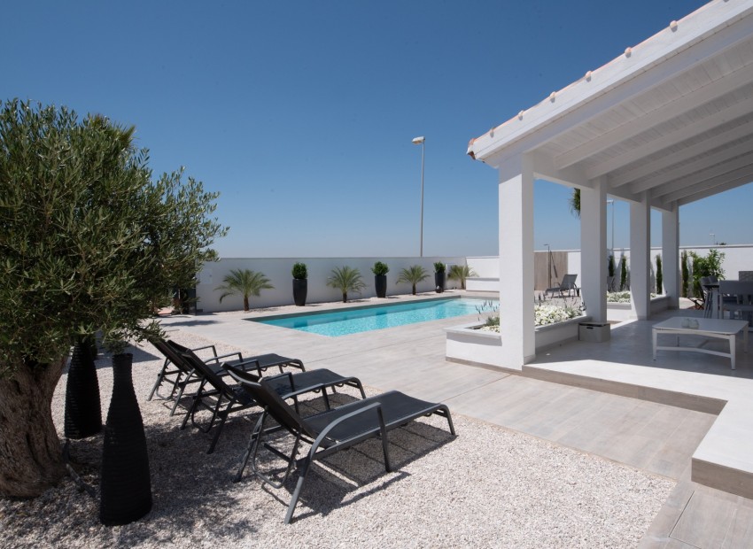 Neue Gebäude - Freistehende Villa - La Marina - Urb. La Marina