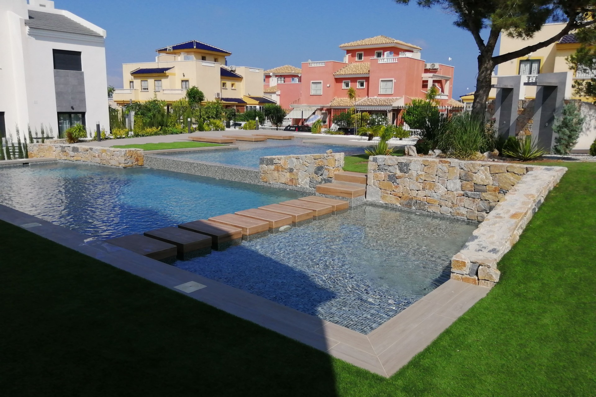 Neue Gebäude - Hoch-Bungalow - Torrevieja