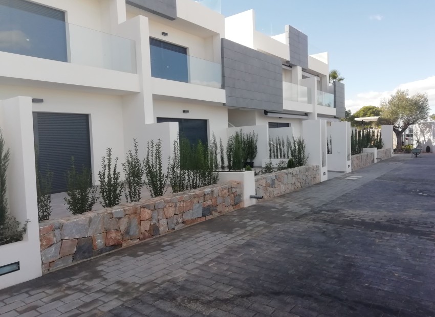 Neue Gebäude - Hoch-Bungalow - Torrevieja