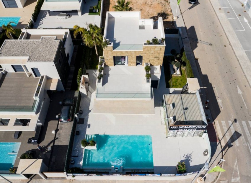 Neue Gebäude - Villa - Orihuela