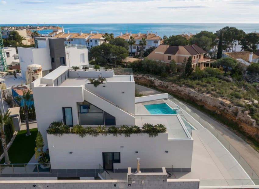 Neue Gebäude - Villa - Orihuela