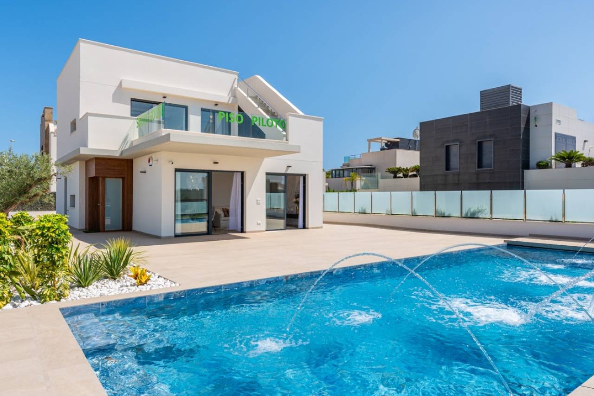 Neue Gebäude - Villa - Orihuela