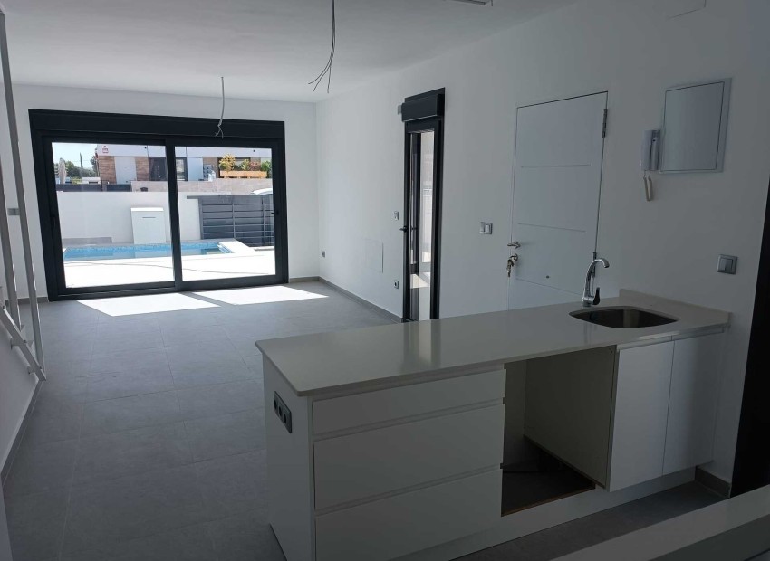 New Build - Detached - Daya Nueva