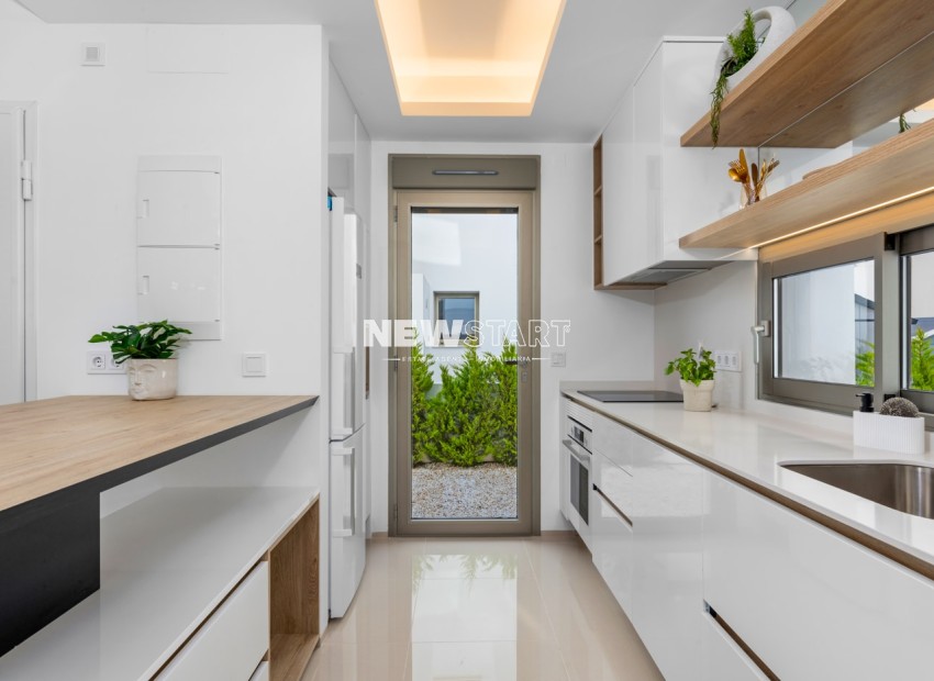 New Build - Detached - Los Alcázares