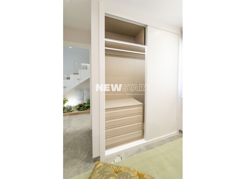 New Build - Detached - Pilar de la Horadada