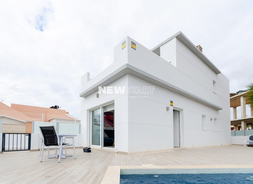 New Build - Terraced - Torrevieja