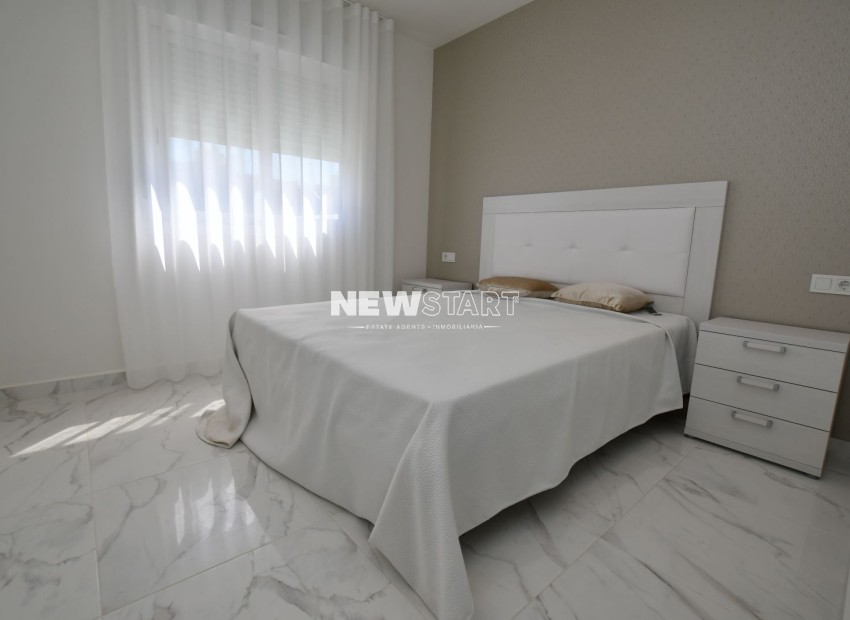 Nieuwbouw Woningen - Gelijkvloerse bungalow - San Miguel de Salinas