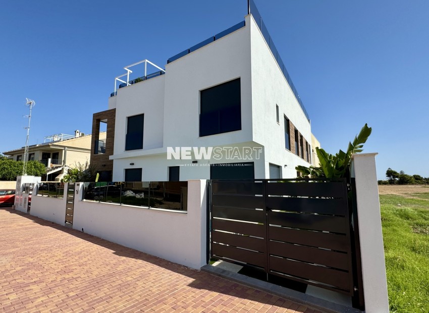 Nieuwbouw Woningen - Gelijkvloerse bungalow - San Pedro del Pinatar