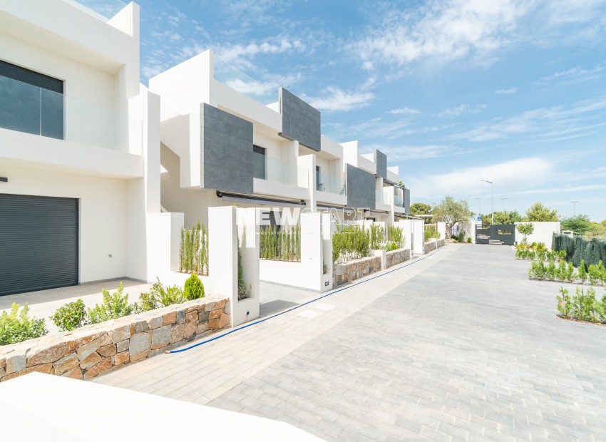 Nieuwbouw Woningen - Gelijkvloerse bungalow - Torrevieja