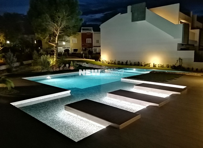Nieuwbouw Woningen - Gelijkvloerse bungalow - Torrevieja