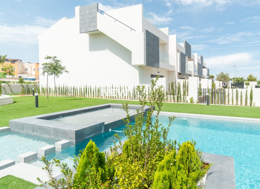 Nieuwbouw Woningen - Gelijkvloerse bungalow - Torrevieja