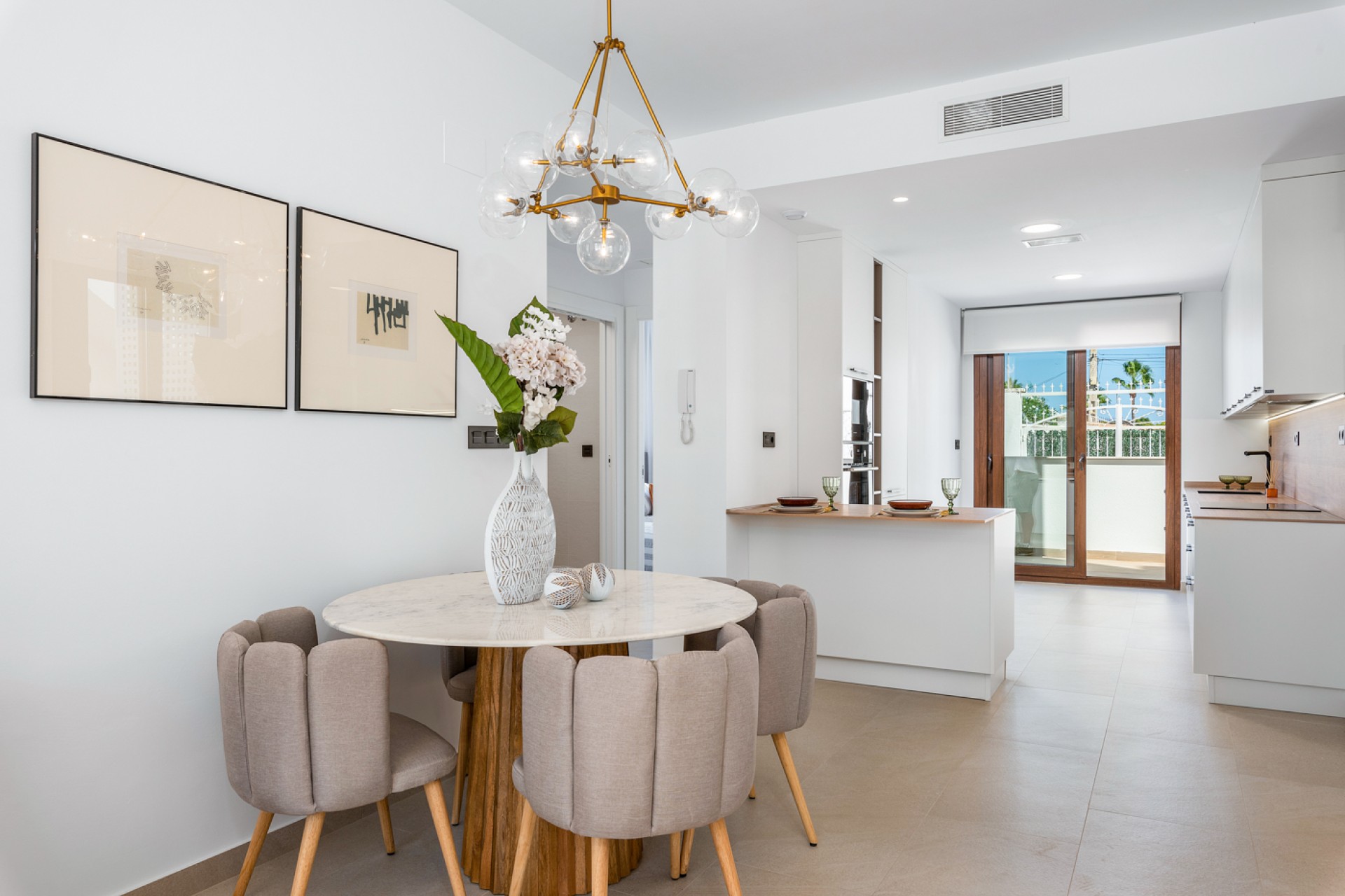 Nieuwbouw Woningen - Gelijkvloerse bungalow - Torrevieja