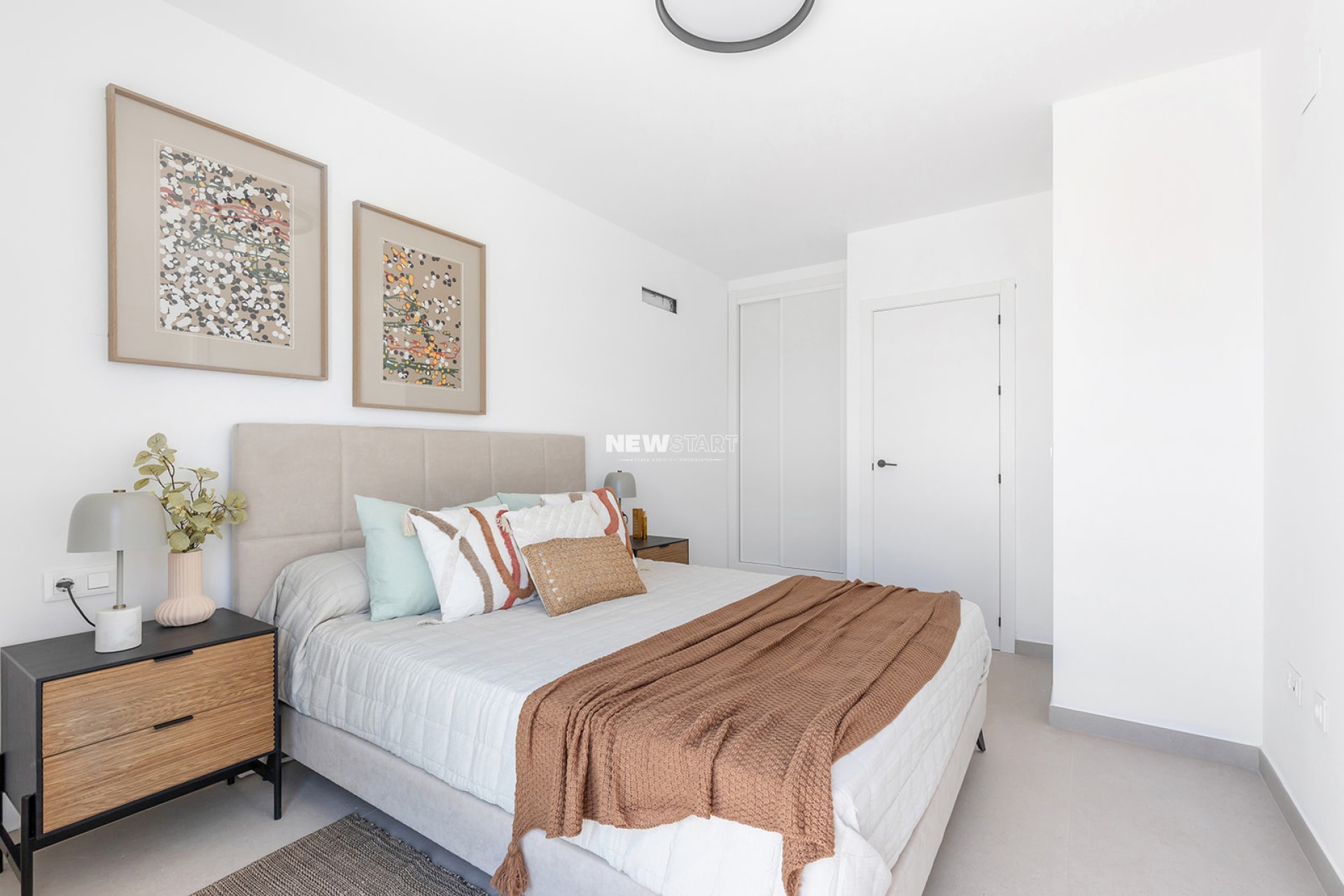 Nieuwbouw Woningen - Twee-onder-een-kapwoning - Rafal