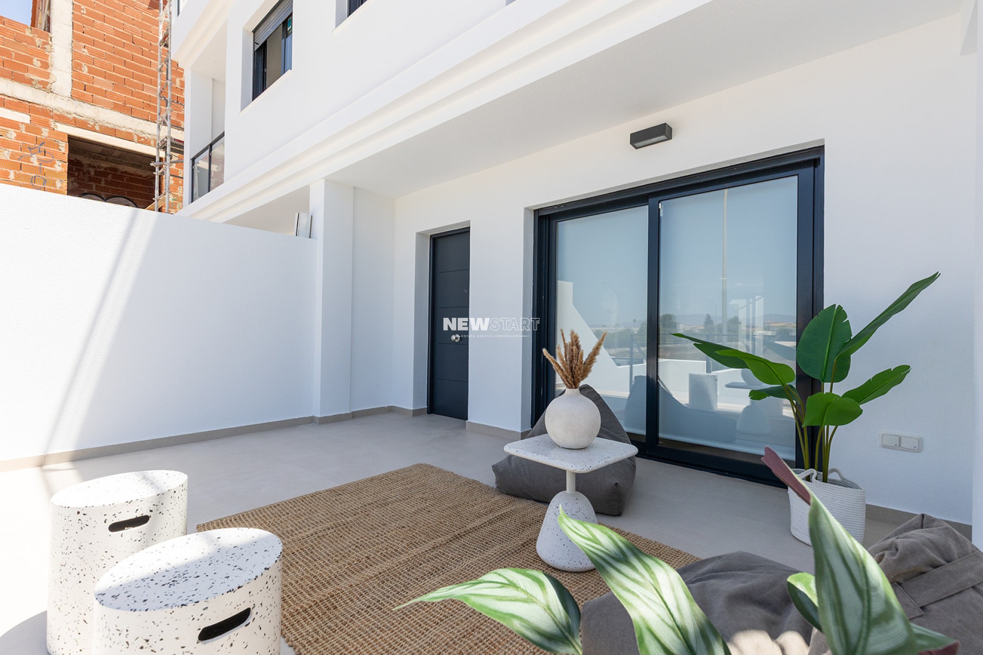 Nieuwbouw Woningen - Twee-onder-een-kapwoning - Rafal