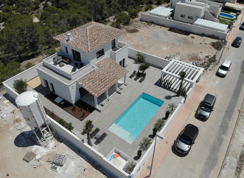 Nieuwbouw Woningen - Vrijstaande Villa - La Marina - Urb. La Marina