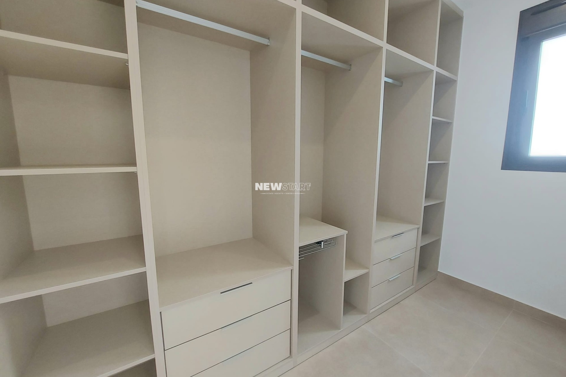 Nouvelle construction - Mitoyenne - Las Esperanzas