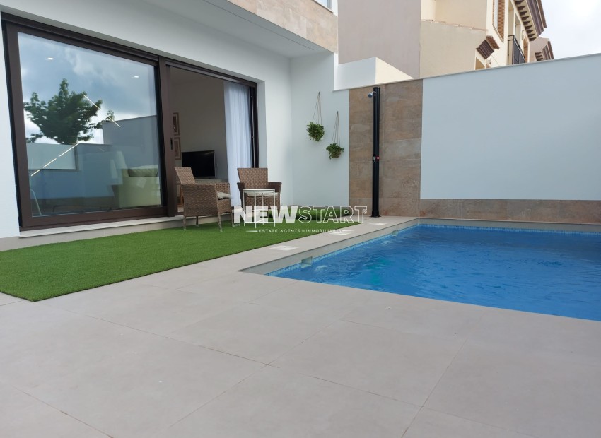 Nouvelle construction - Mitoyenne - Las Esperanzas