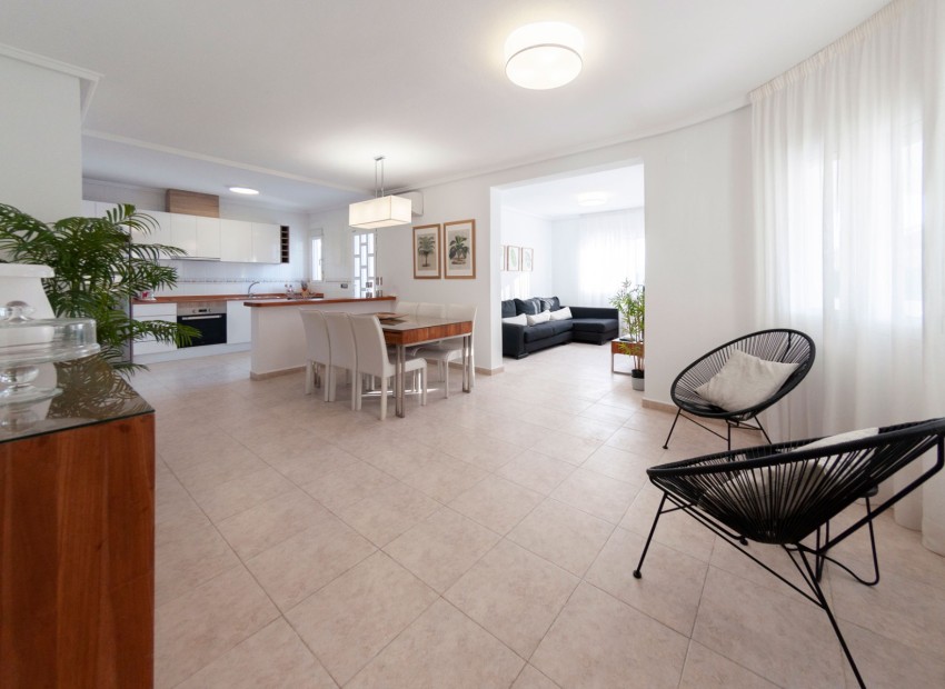 Nybyggnation - Fristående villa - Rojales - Benijofar