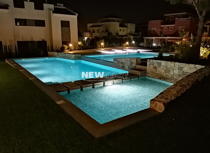 Nybyggnation - Högt bungalow - Torrevieja