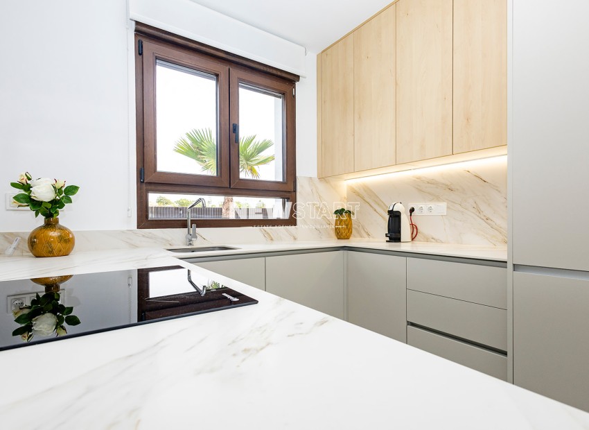 Obra nueva - Adosado - Orihuela Costa