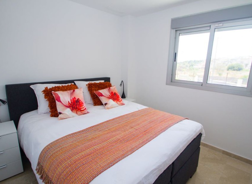 Obra nueva - Apartamento - Res. Las Filipinas