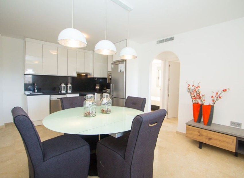 Obra nueva - Apartamento - Res. Las Filipinas