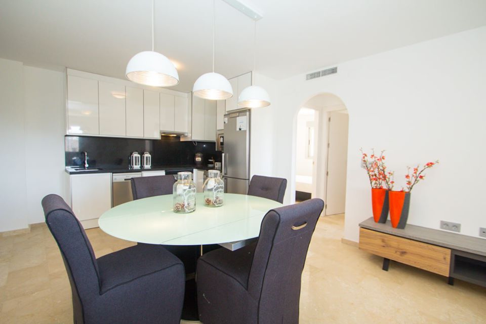 Obra nueva - Apartamento - Res. Las Filipinas
