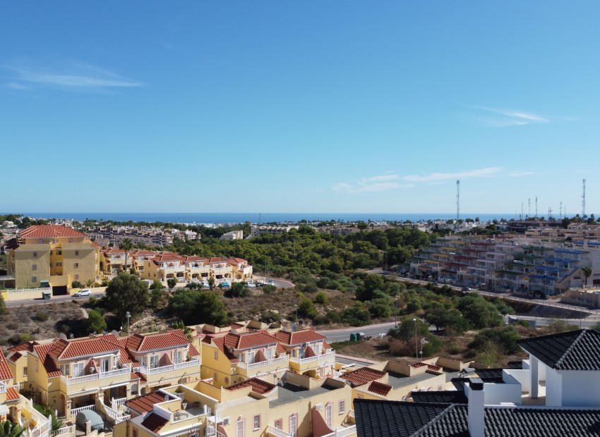 Obra nueva - Apartamento - Res. Las Filipinas