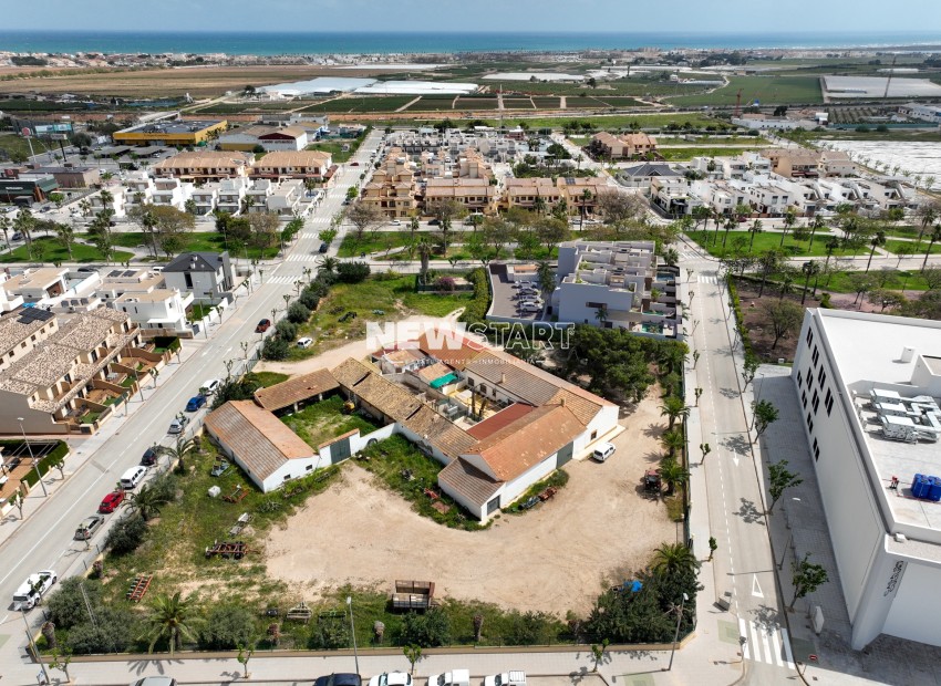 Obra nueva - Bungalow alto - Pilar de la Horadada