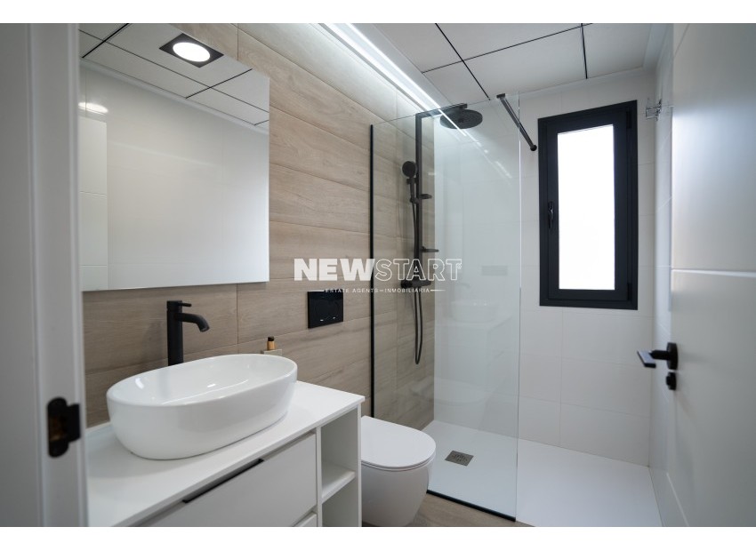 Obra nueva - Bungalow alto - Pilar de la Horadada