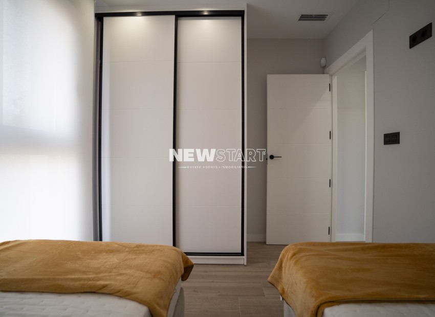 Obra nueva - Bungalow alto - Pilar de la Horadada