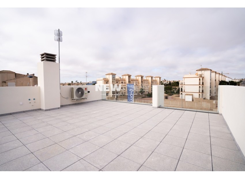 Obra nueva - Bungalow alto - Pilar de la Horadada