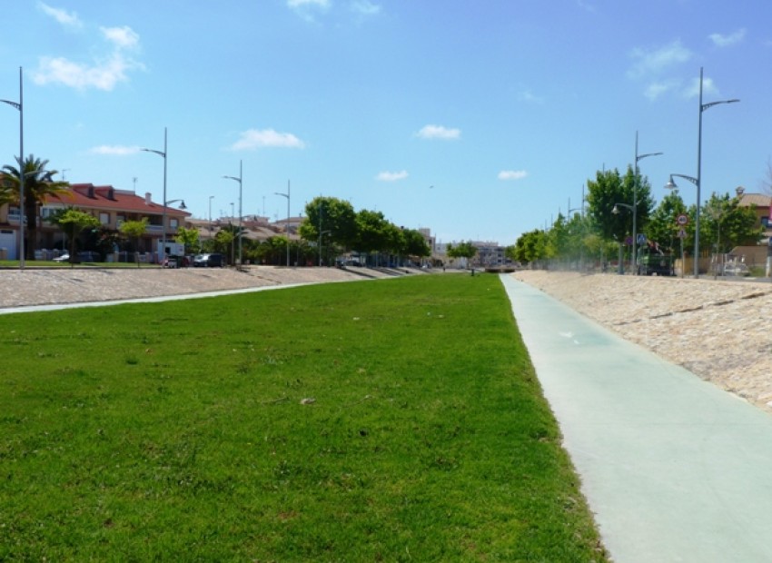 Obra nueva - Bungalow alto - Pilar de la Horadada