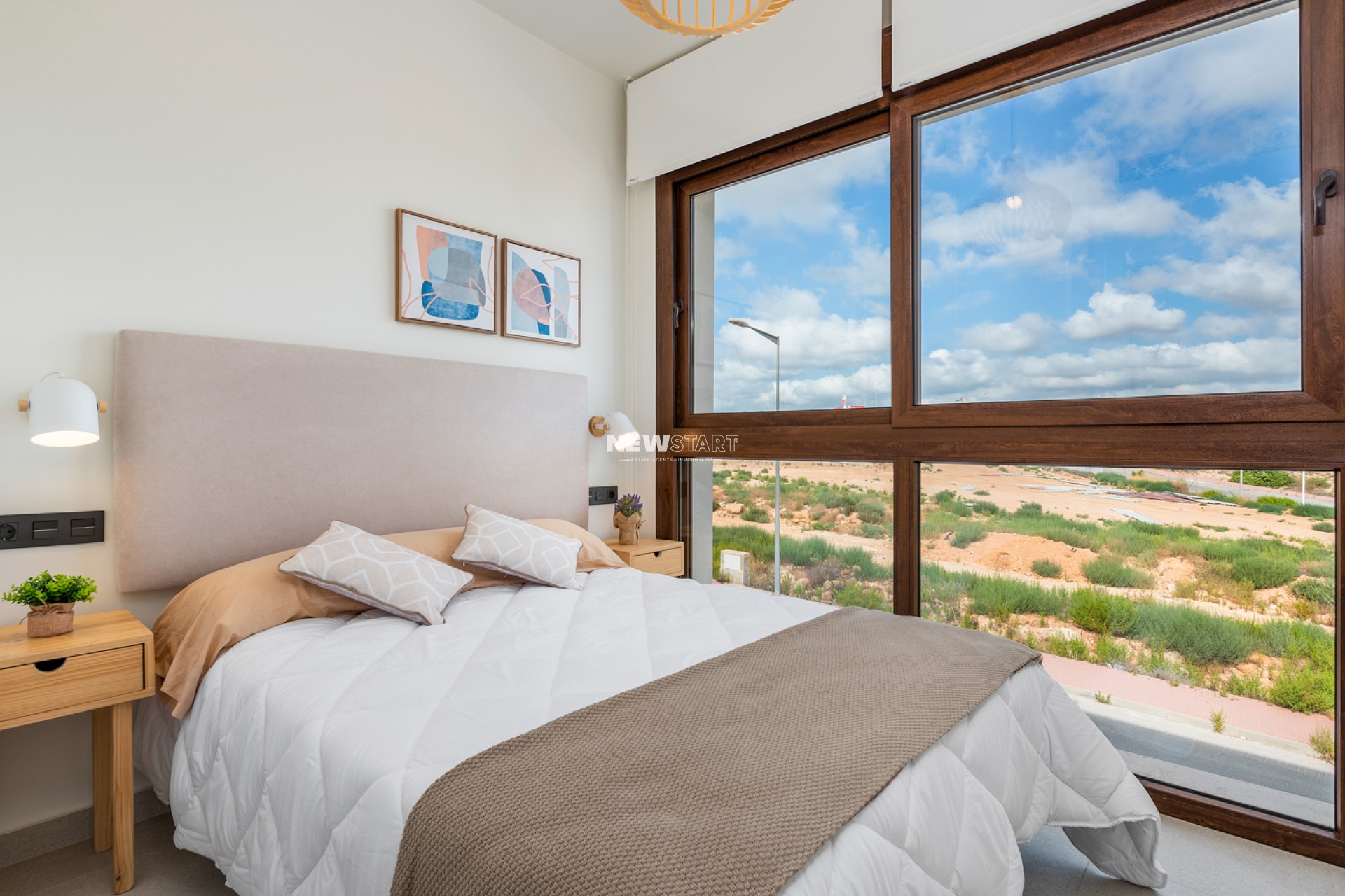 Obra nueva - Bungalow alto - Torrevieja