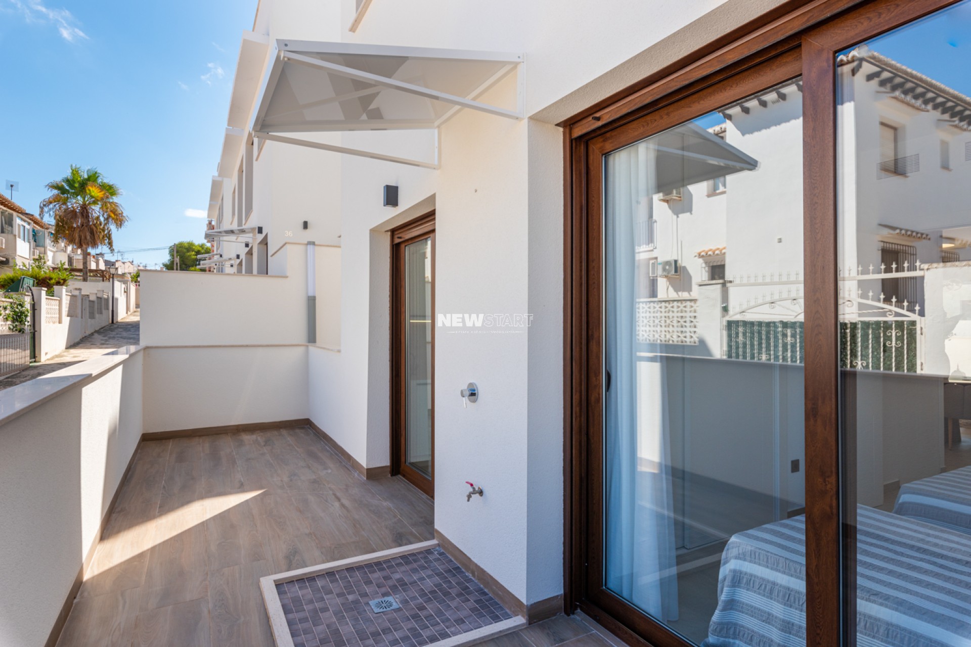 Obra nueva - Bungalow alto - Torrevieja
