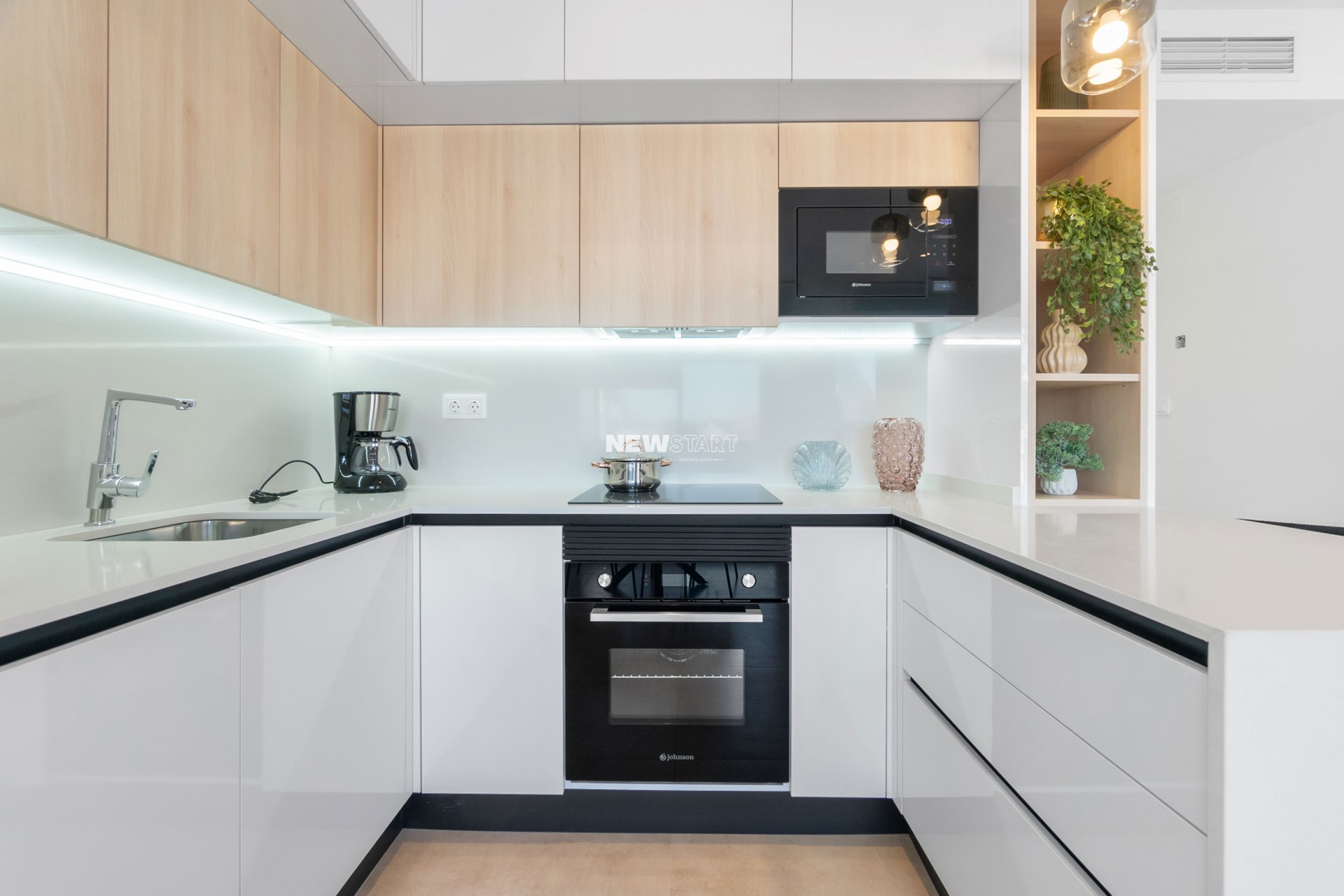 Obra nueva - Bungalow alto - Torrevieja