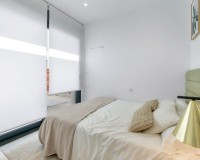 Obra nueva - Bungalow alto - Torrevieja