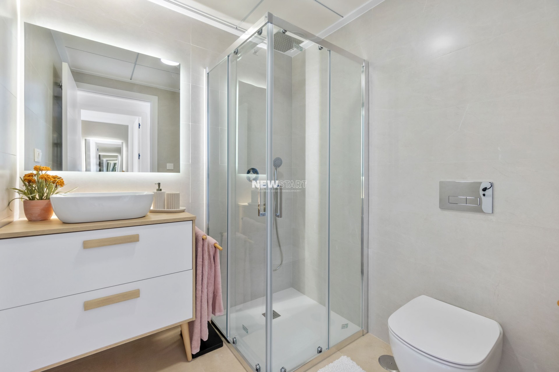Obra nueva - Bungalow alto - Torrevieja