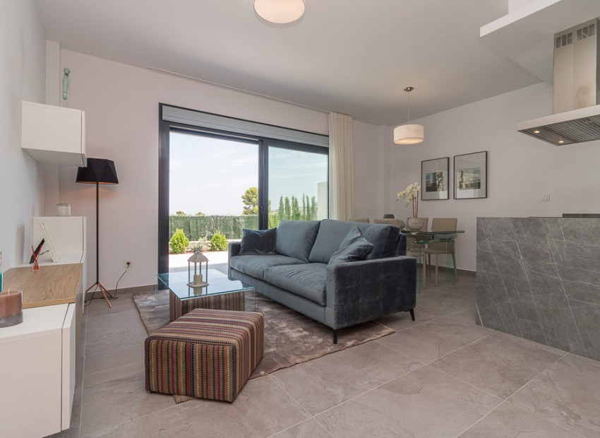 Obra nueva - Bungalow alto - Torrevieja