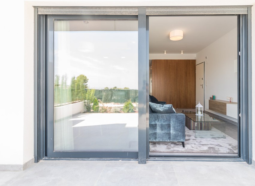 Obra nueva - Bungalow alto - Torrevieja