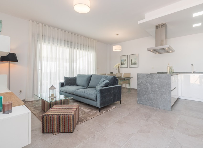 Obra nueva - Bungalow alto - Torrevieja