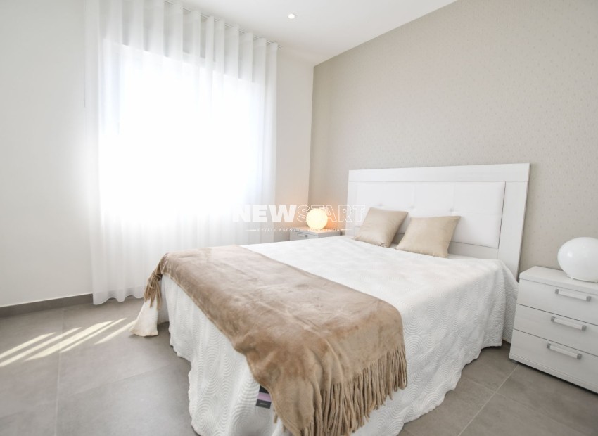 Obra nueva - Bungalow bajo - San Miguel de Salinas