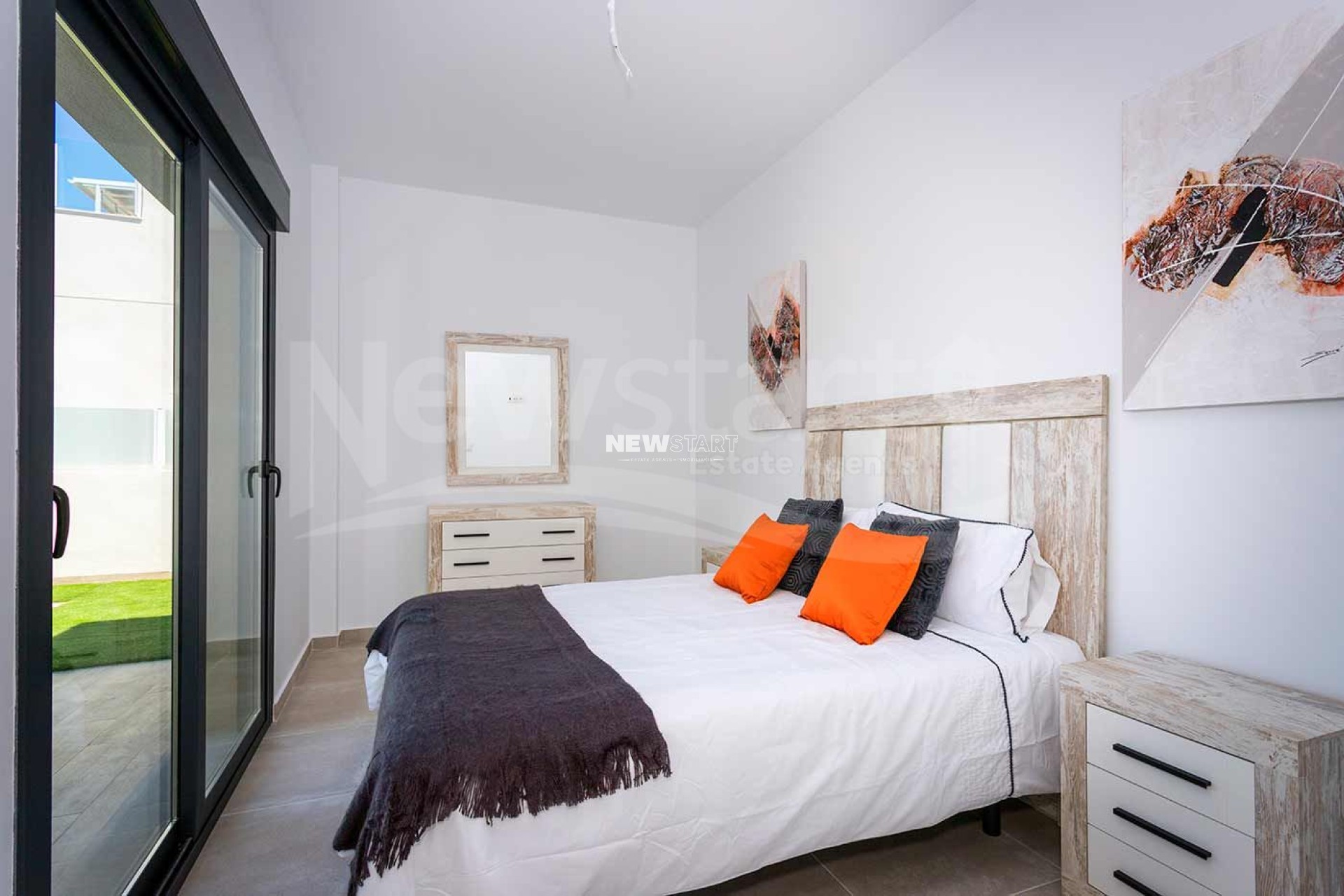 Obra nueva - Independiente - Daya Nueva