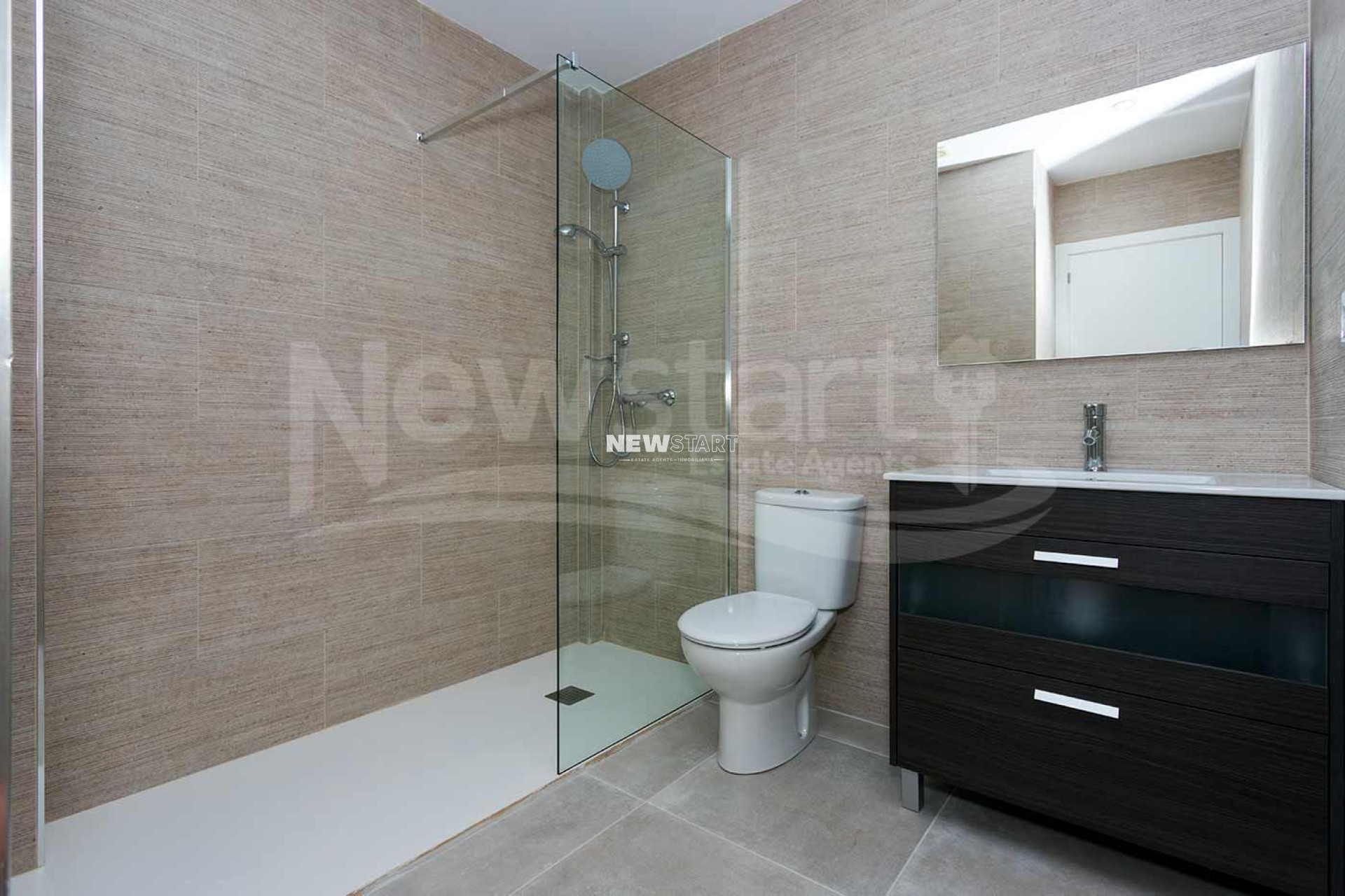 Obra nueva - Independiente - Daya Nueva