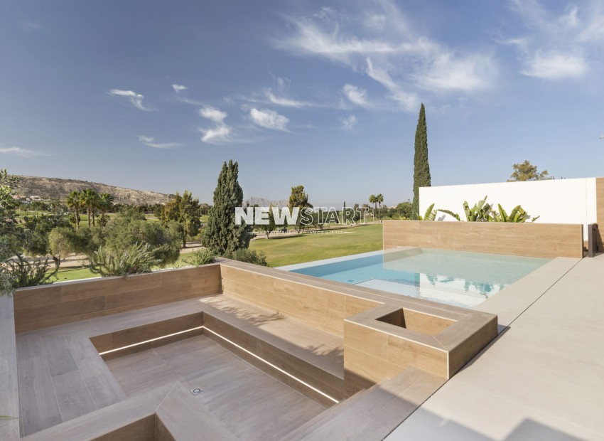 Obra nueva - Villa - Algorfa