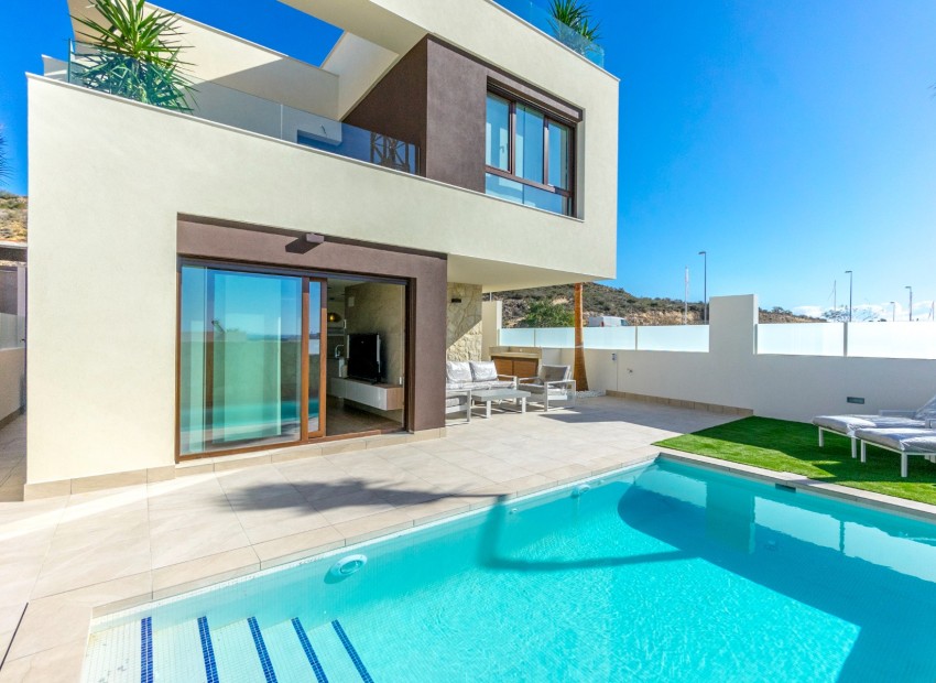 Obra nueva - Villa independiente - Rojales
