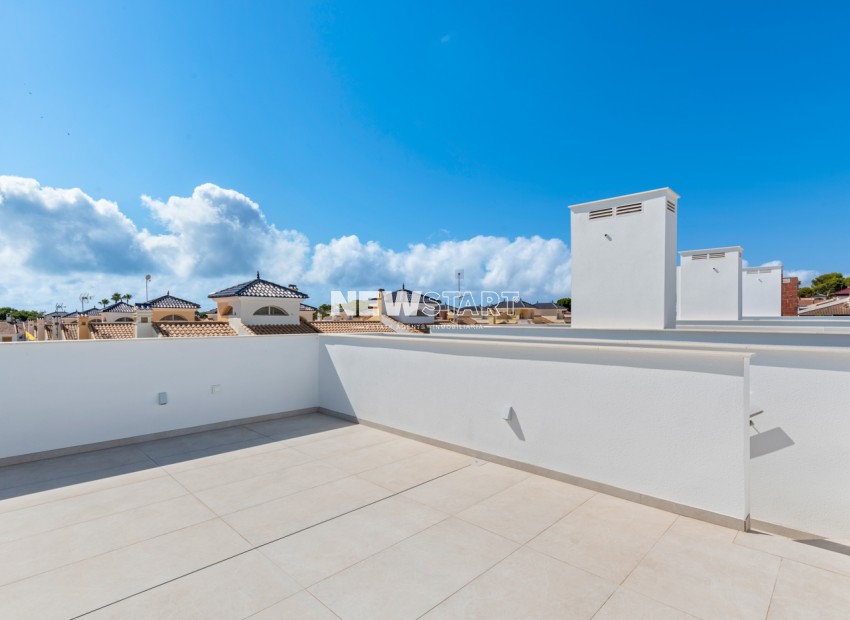 Obra nueva - Villa - Pilar de la Horadada