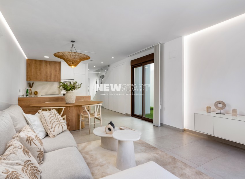 Obra nueva - Villa - Pilar de la Horadada